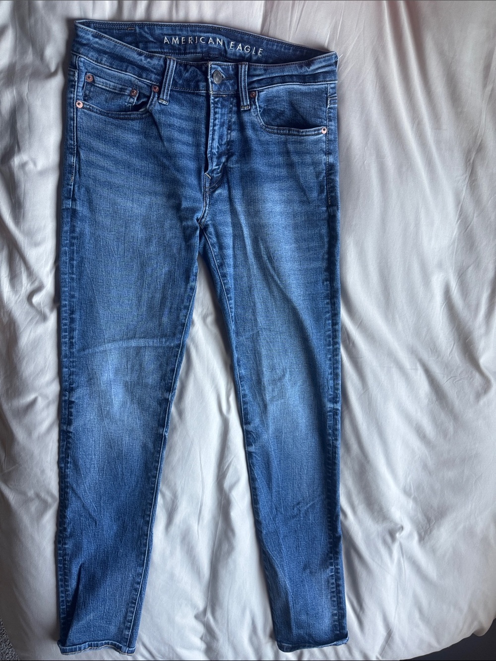 American Eagle Outfitters Men’s Skinny Jeans in Medium Blue Wash